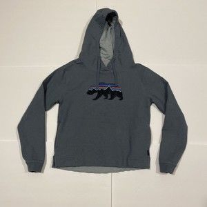 Patagonia Women’s Fitz Roy Bear Uprisal Pocket Hooded Sweatshirt Size Medium